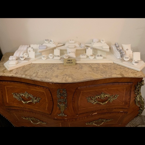 Hand Carved Solid wood Luxury furniture by owner - Picture 3 of 8
